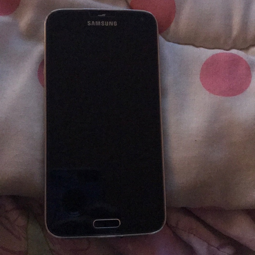 Samsung S5 Phone